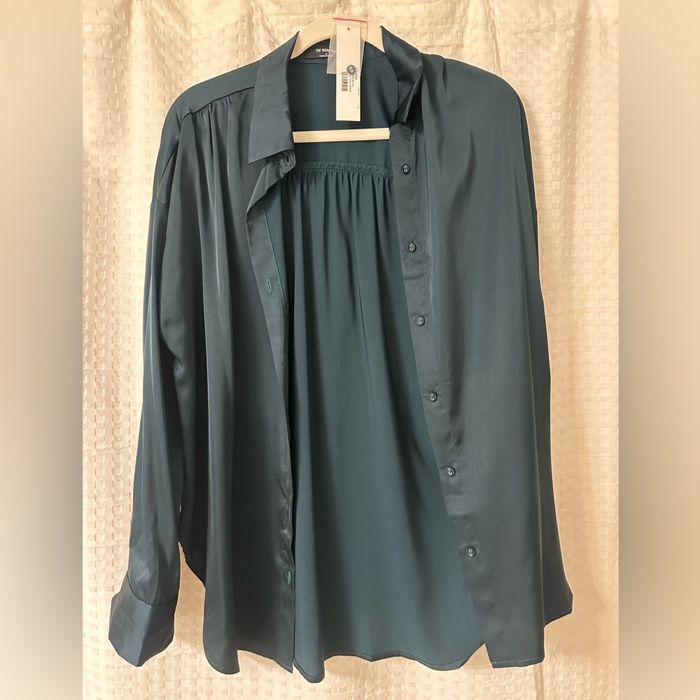 Hunter green button up